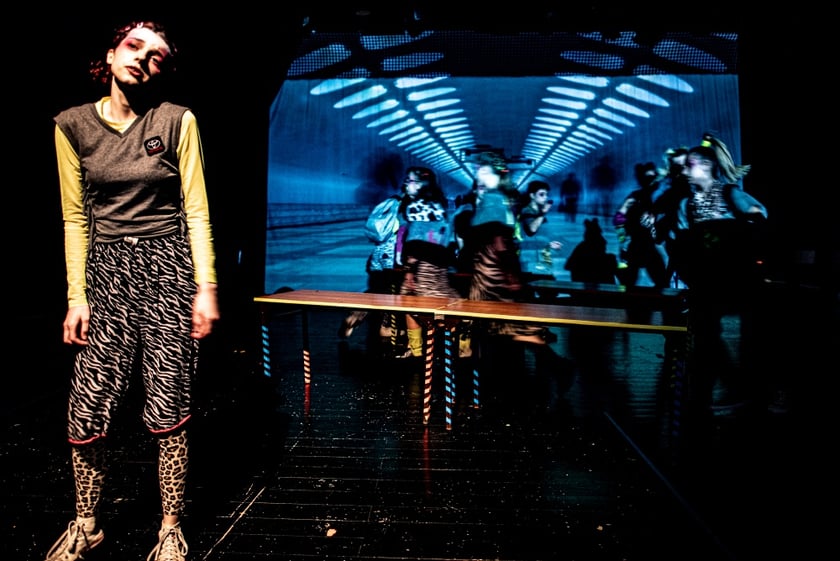 Spektakl grupy ROBIMY we Wrocławkim Teatrze Lalek