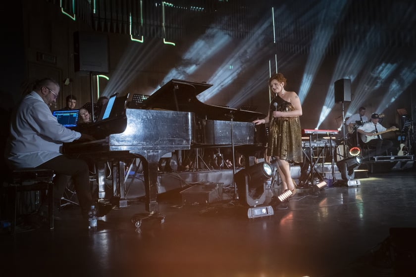 Koncert Wrocław - Graceland 6 rano dla Moniki Jaworskiej