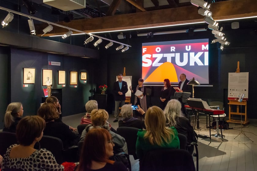 Forum Sztuki, inauguracja