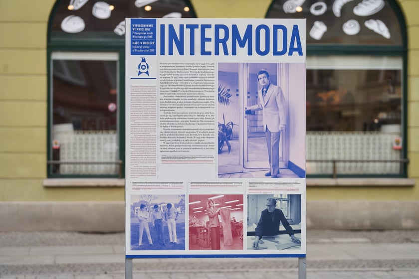 Na zdjęciu plansze z wystawy ,,Wyprodukowano we Wrocławiu. Przemysłowe marki Wrocławia po 1945 roku