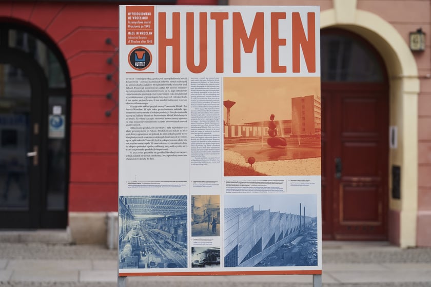 Na zdjęciu plansze z wystawy ,,Wyprodukowano we Wrocławiu. Przemysłowe marki Wrocławia po 1945 roku