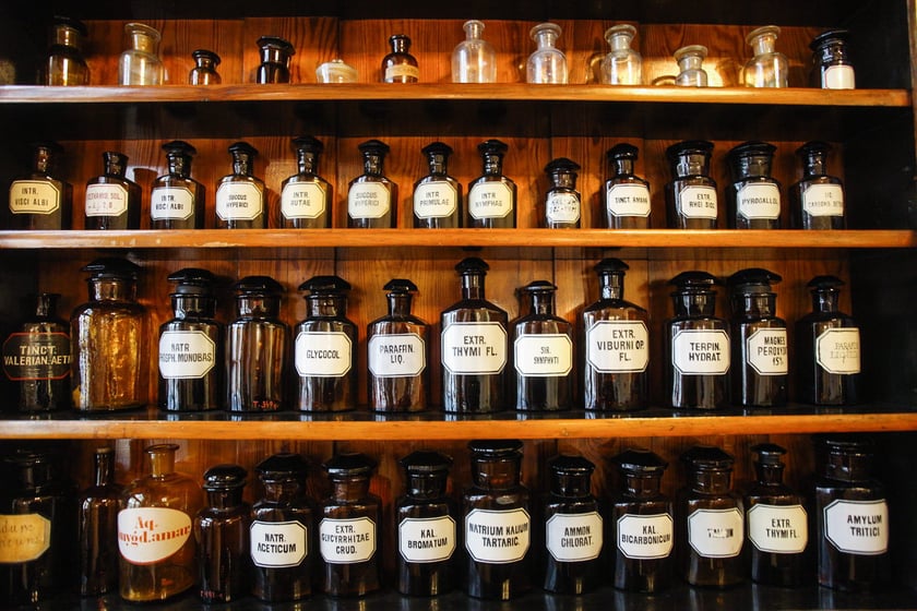 Noc Muzeów w Muzeum Farmacji. Fiolki