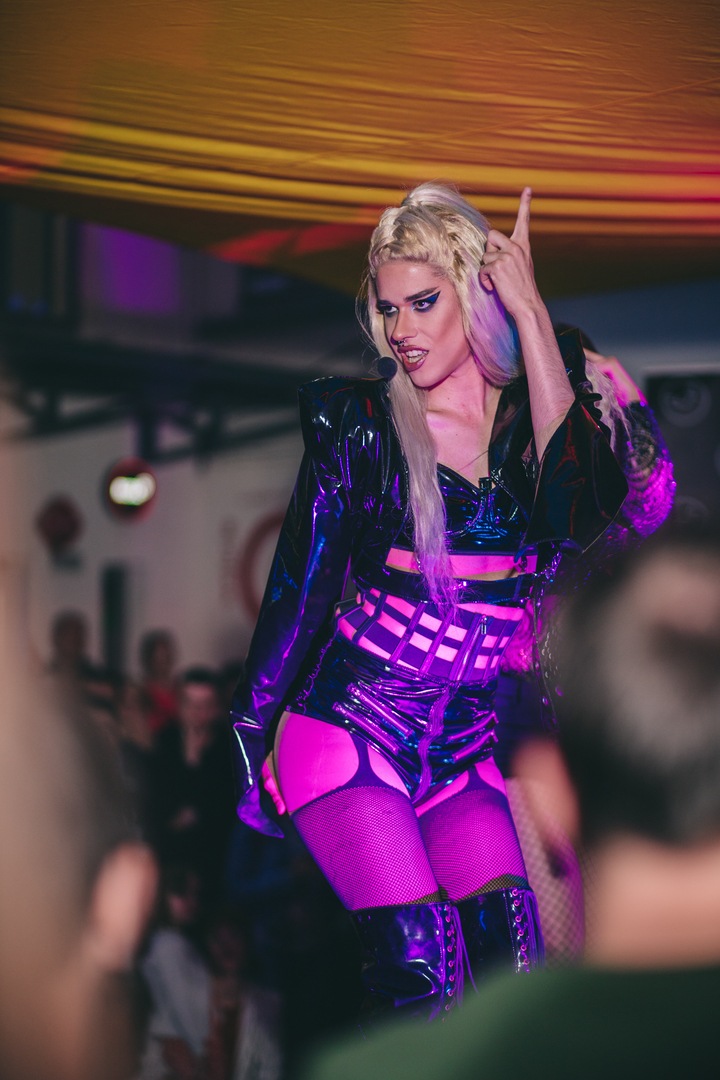 Wydarzenia Święta Podwórk Neonów przyciągnęły wielu wrocławian