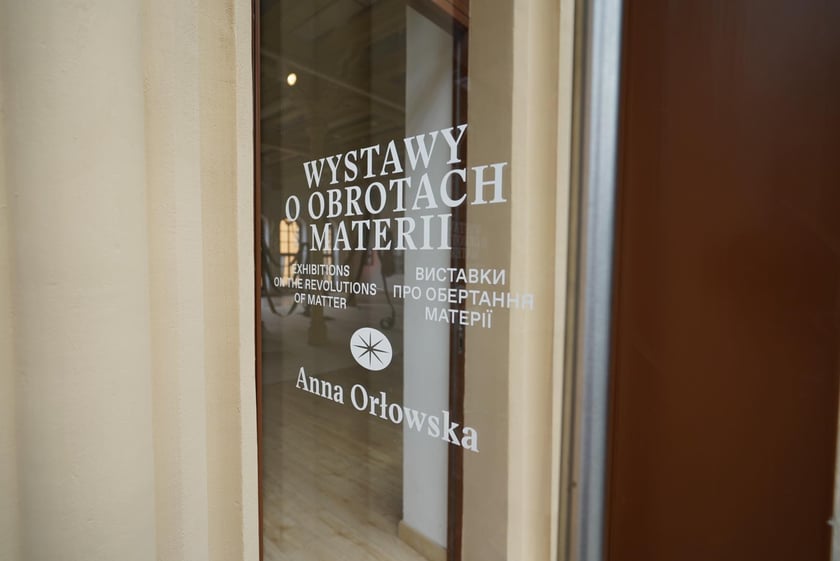 Wystawy o&nbsp;obrotach materii: Zaświaty i&nbsp;Wydobycie w BWA Dworzec Gł&oacute;wny