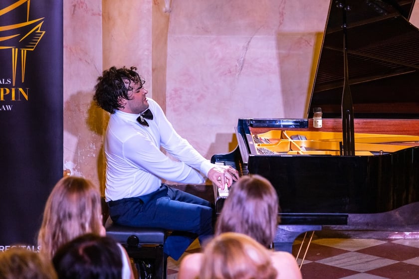 Mart&iacute;n Garc&iacute;a Garc&iacute;a, laureat Konkursu Chopinowskiego z 2021 roku zagrał recital w Oratorium Marianum&nbsp;