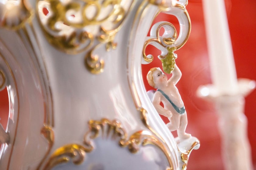Eksponaty na wystawie &bdquo;Śląsk: kraina porcelany&rdquo; w Starym Ratuszu. Obejrzymy je do końca grudnia 2023