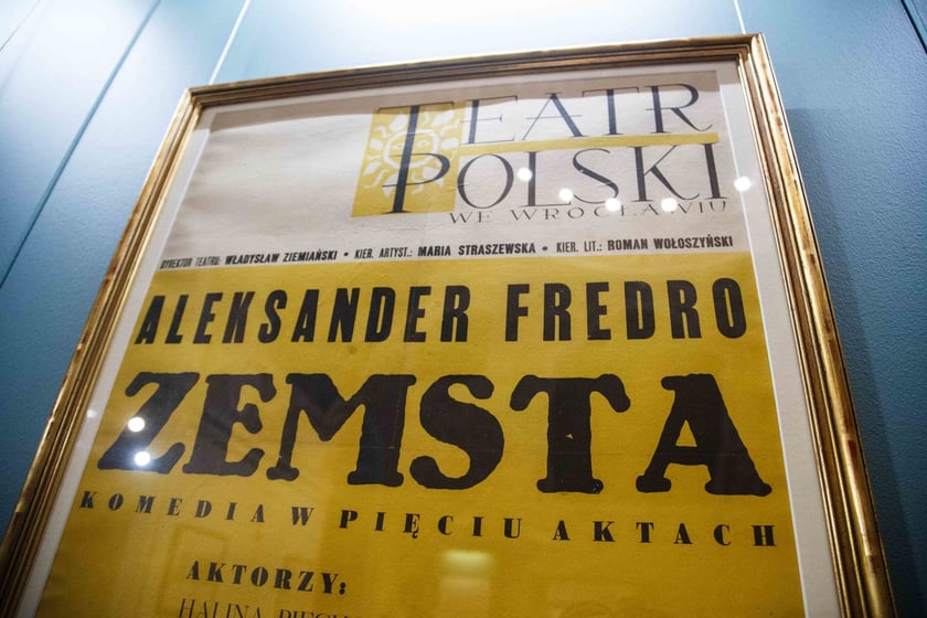 Wystawa &bdquo;Żołnierz napoleoński, ojciec komedii polskiej&rdquo; &mdash; Fredro w Ossolineum