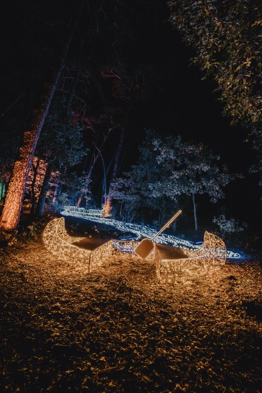 Bajkowy świat czeka na dzieci i dorosłych w Zamku Topacz pod Wrocławiem. Lumina Park zaprasza pod koniec października