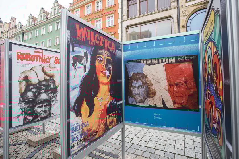 Wystawa „Plakat do filmu – Film na plakacie" na wrocławskim rynku