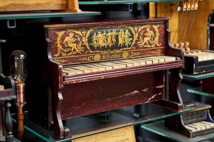 Galeria Toy Piano