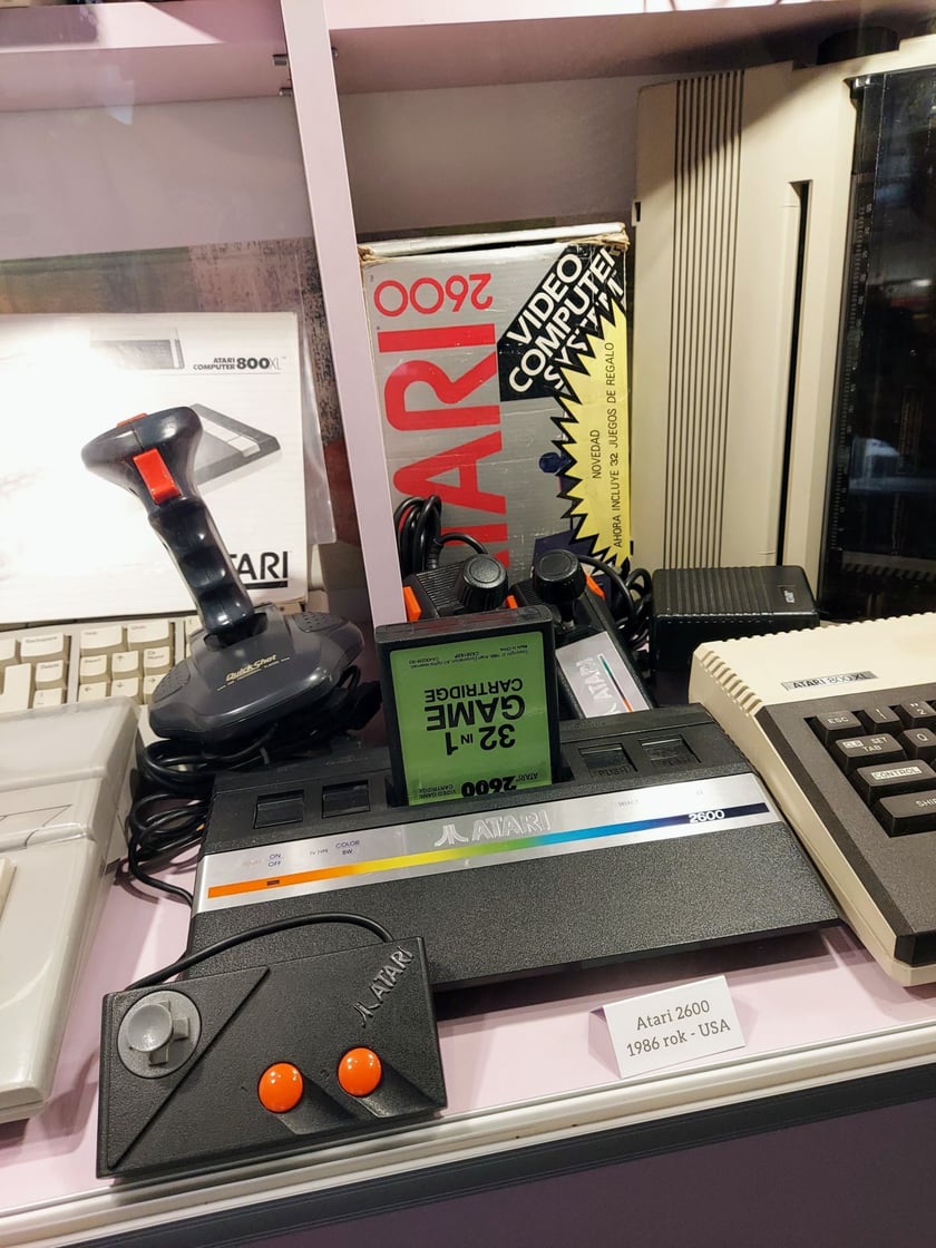 Konsola do gry i joystick