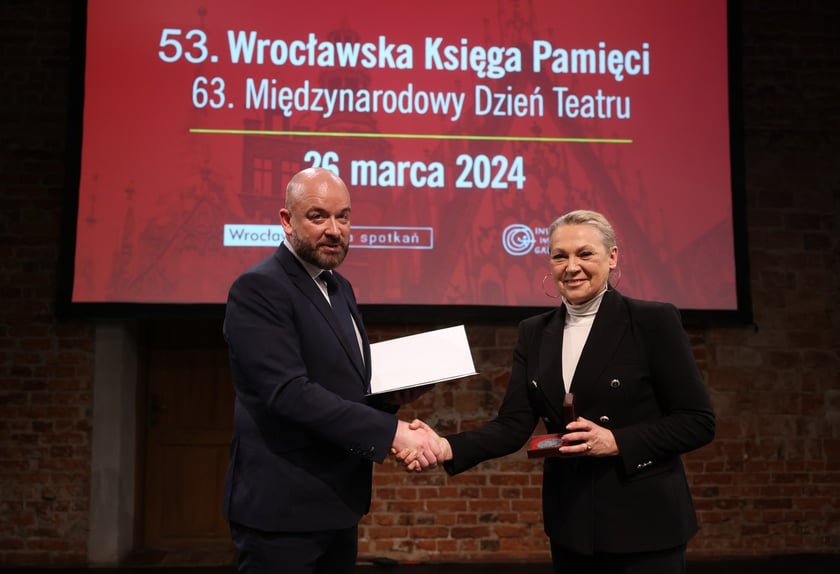 53. Wrocławska Księga Pamięci z okazji 63. Międzynarodowego Dnia Teatru