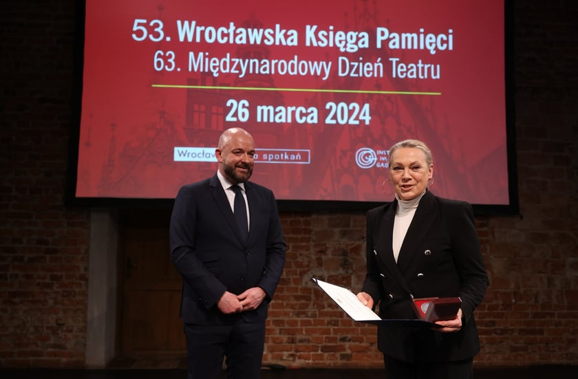 53. Wrocławska Księga Pamięci z okazji 63. Międzynarodowego Dnia Teatru