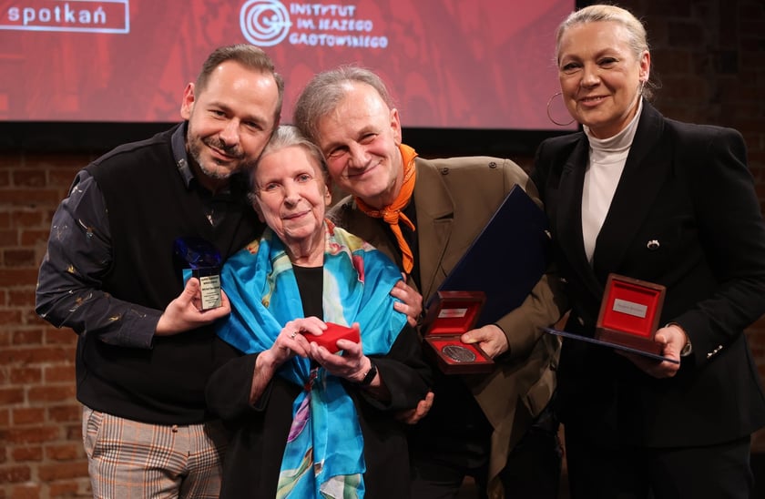 53. Wrocławska Księga Pamięci z okazji 63. Międzynarodowego Dnia Teatru