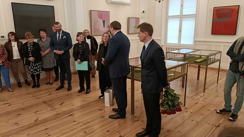 Wystawa "Domy wyobraźni" prof. Anny Marii Kramm w Muzeum Regionalnym w Kościanie