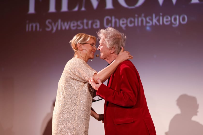 Wrocław. 13. Festiwal Aktorstwa Filmowego im. Tadeusza Szymkowa oraz 17. Festiwal Reżyserii Filmowej im. Sylwestra Chęcińskiego. Od lewej: aktorka Anna Samusionek i reżyser - Radosław Piwowarski.