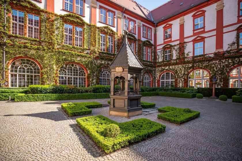 Wirydarz Zakładu Narodowego im. Ossolińskich