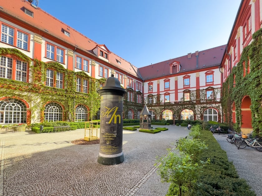 Wirydarz Zakładu Narodowego im. Ossolińskich