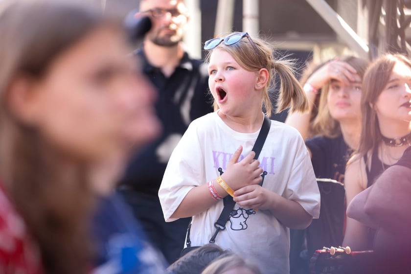 Gitarzyści na wrocławskim rynku. Gitarowy Rekord Świata 2024