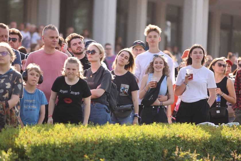 Festiwal 3-Majówka we Wrocławiu - drugi dzień koncertów i zabawa publiczności
