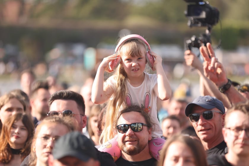Festiwal 3-Majówka we Wrocławiu - drugi dzień koncertów i zabawa publiczności