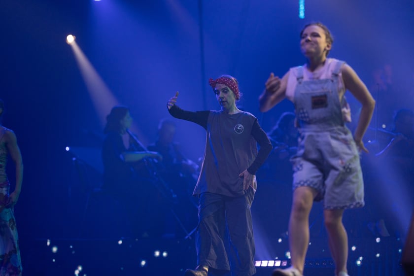 Wielkie show w Hali stulecia. Koncert "Gwiazdozbiór Aniołów. In varietae concordia".