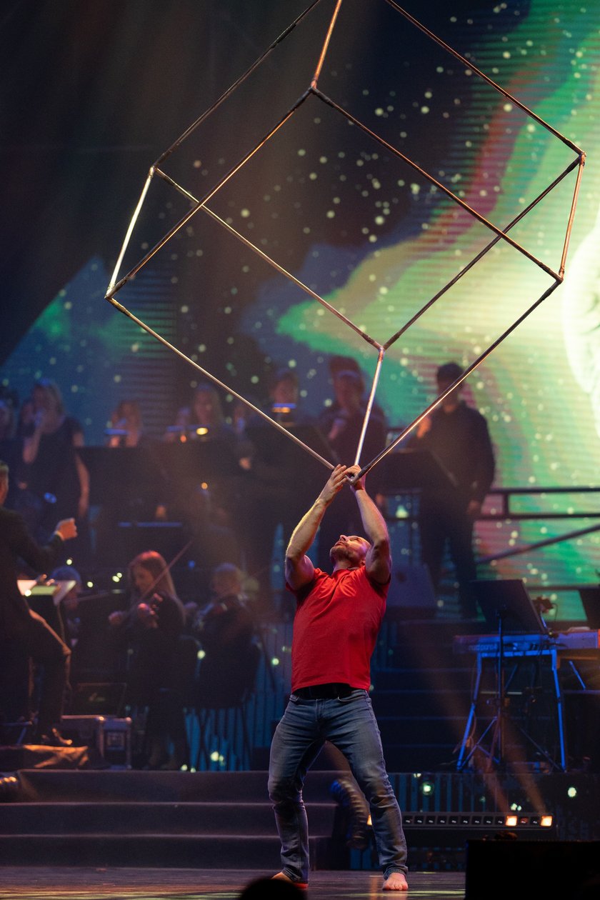 Wielkie show w Hali stulecia. Koncert "Gwiazdozbiór Aniołów. In varietae concordia".