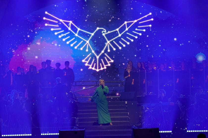 Wielkie show w Hali stulecia. Koncert "Gwiazdozbiór Aniołów. In varietae concordia".