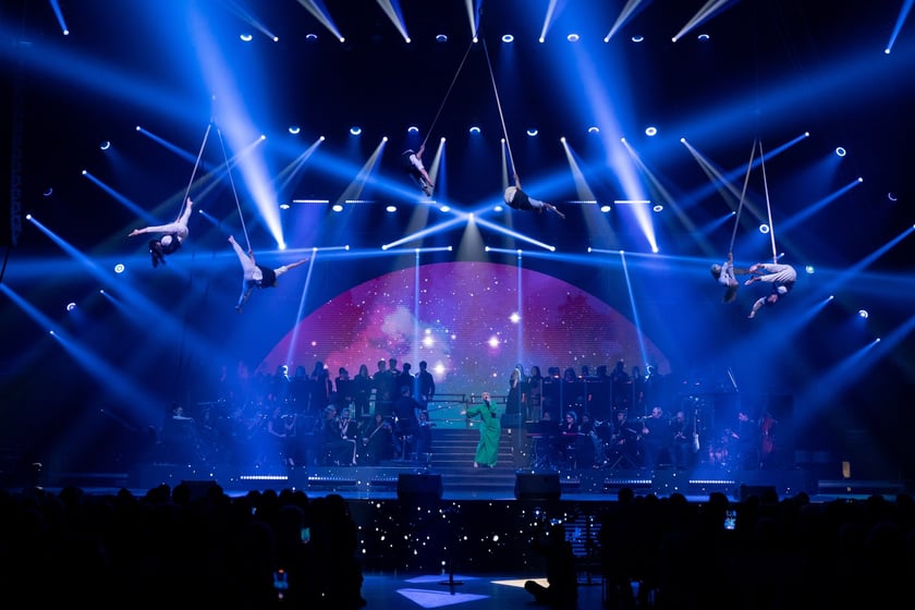 Wielkie show w Hali stulecia. Koncert "Gwiazdozbiór Aniołów. In varietae concordia".