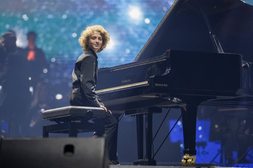 Wielkie show w Hali stulecia. Koncert "Gwiazdozbiór Aniołów. In varietae concordia".