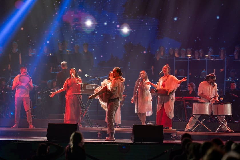 Wielkie show w Hali stulecia. Koncert "Gwiazdozbiór Aniołów. In varietae concordia".