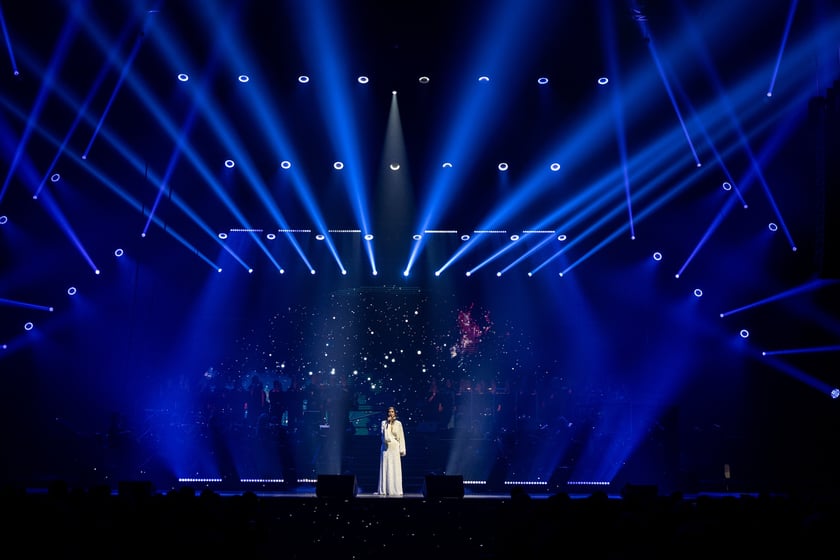 Wielkie show w Hali stulecia. Koncert "Gwiazdozbiór Aniołów. In varietae concordia".