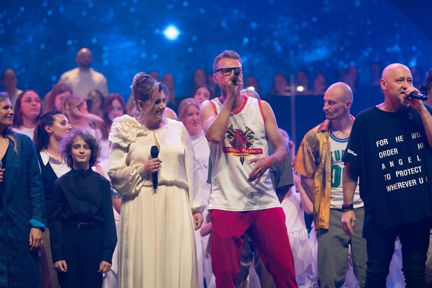 Wielkie show w Hali stulecia. Koncert "Gwiazdozbiór Aniołów. In varietae concordia".