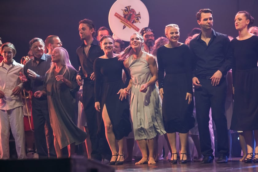 Wielkie show w Hali stulecia. Koncert "Gwiazdozbiór Aniołów. In varietae concordia".