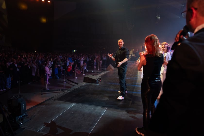 Wielkie show w Hali stulecia. Koncert "Gwiazdozbiór Aniołów. In varietae concordia".