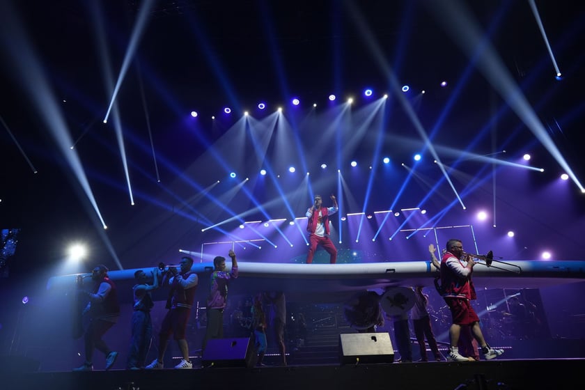 Wielkie show w Hali stulecia. Koncert "Gwiazdozbiór Aniołów. In varietae concordia".