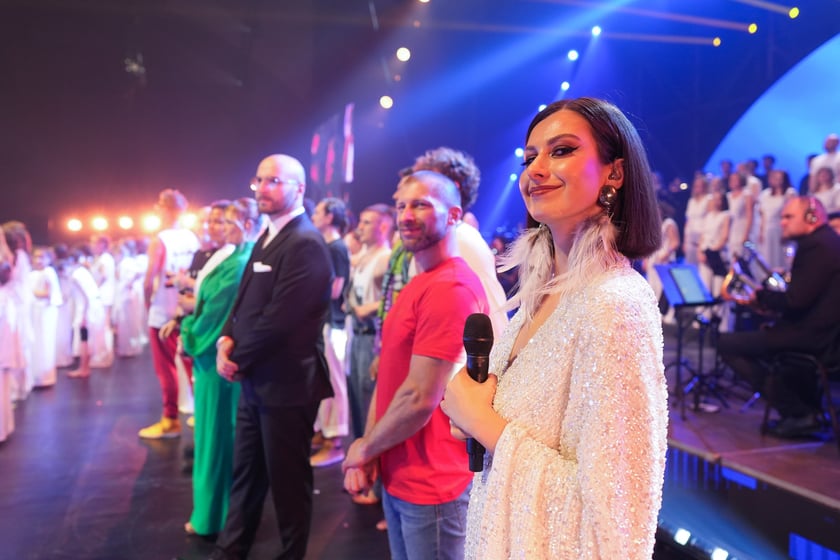 Wielkie show w Hali stulecia. Koncert "Gwiazdozbiór Aniołów. In varietae concordia".