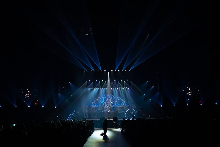 Wielkie show w Hali stulecia. Koncert "Gwiazdozbiór Aniołów. In varietae concordia".