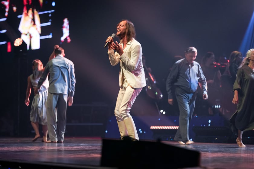 Wielkie show w Hali stulecia. Koncert "Gwiazdozbiór Aniołów. In varietae concordia".