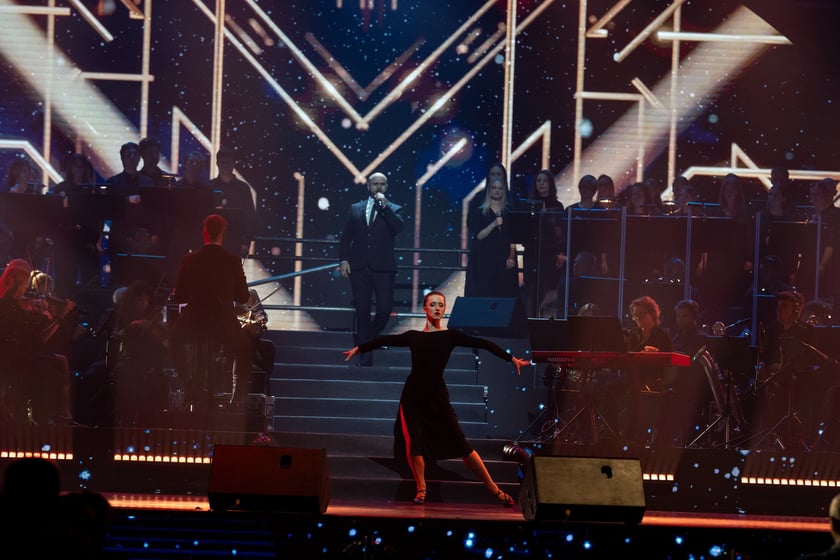 Wielkie show w Hali stulecia. Koncert "Gwiazdozbiór Aniołów. In varietae concordia".