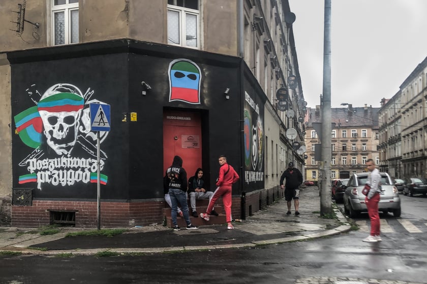 Dzielnica Cudów, fotoreportaż z osiedla Zakaczawie w Legnicy