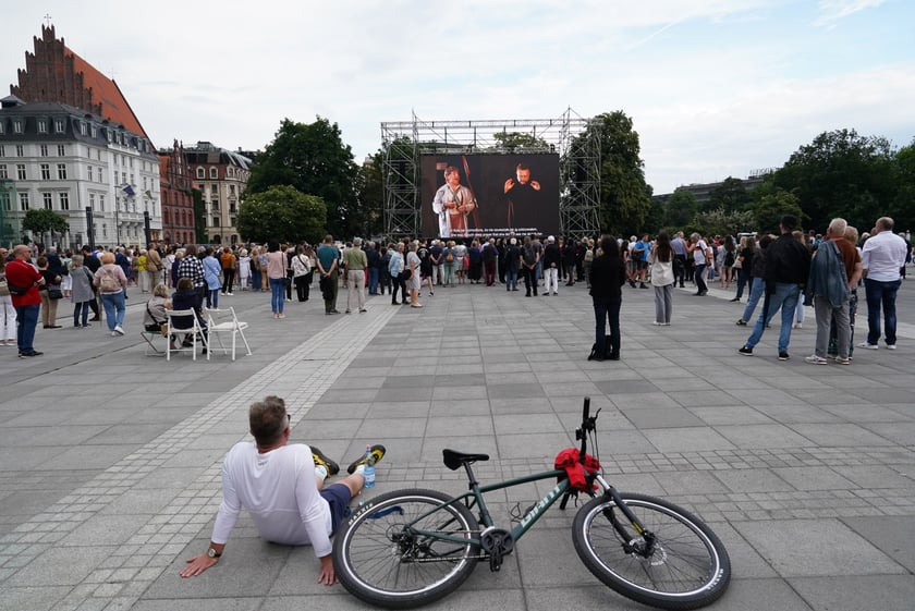 Plac Wolności. Można posłuchać gwiazd Metropolitan Opera. 31 maja 2024 r.