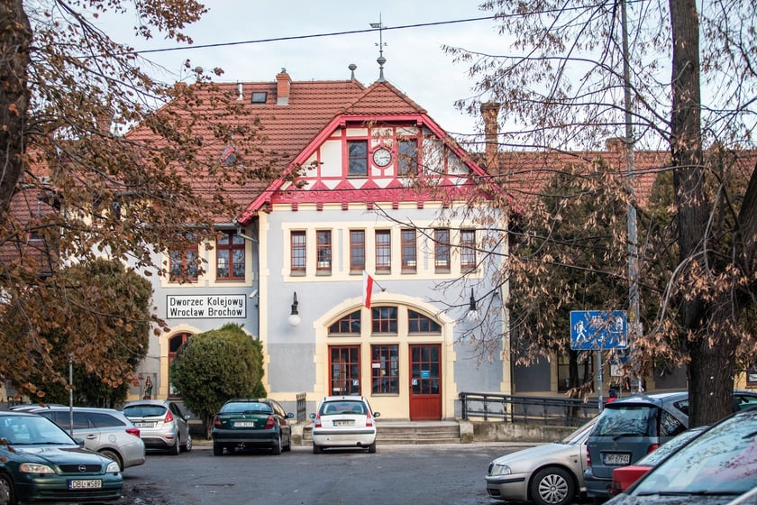 Dworzec kolejowy na Brochowie