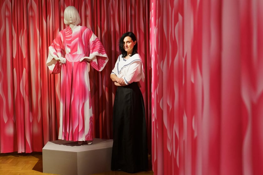 Wystawa &bdquo;Kimono jako doświadczenie. Język sztuki Joanny Hawrot&rdquo; w Muzeum Narodowym we Wrocławiu