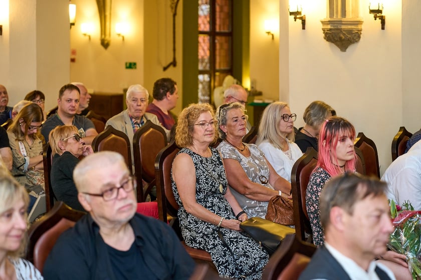 Uroczystość z okazji 93. urodzin poetki Urszuli Kozioł
