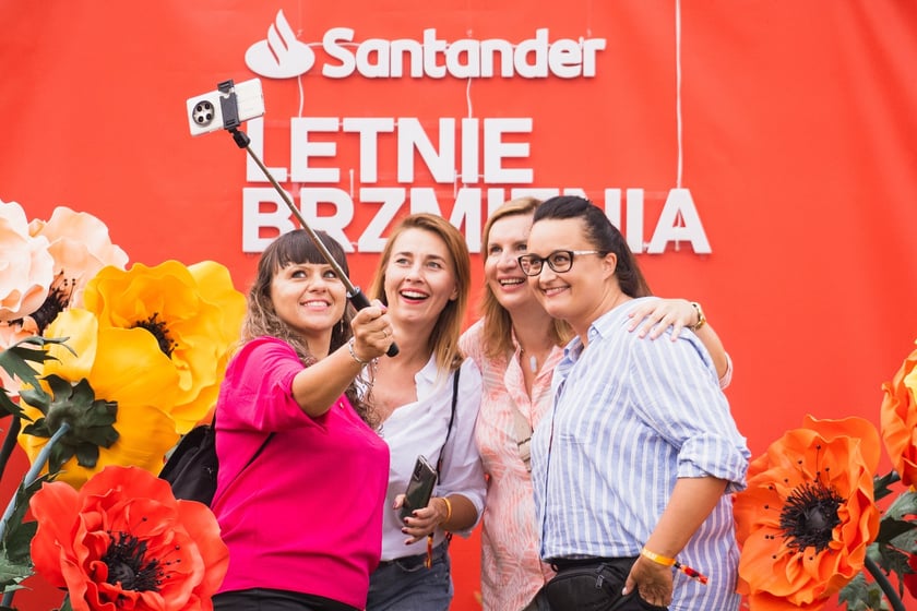 Santander Letnie Brzmienia 2024 &ndash; taki był piątek na Polach Marsowych