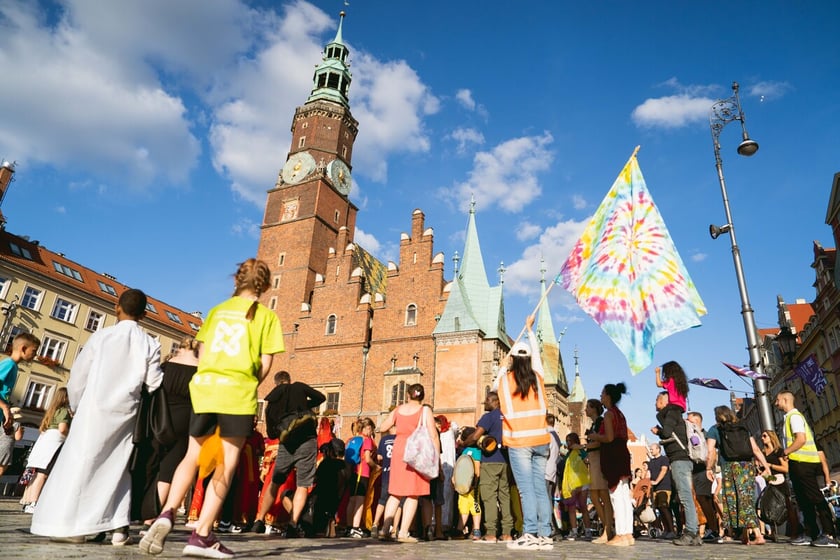 Kolorowa parada Lelenfant na ulicach Wrocławia, 29.07.2024