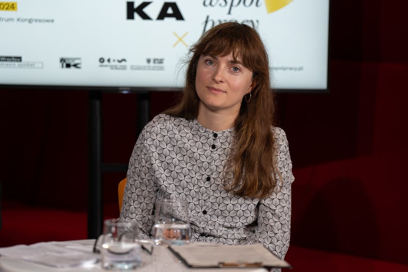 dyrektorka Wrocławskiego Instytutu Kultury, Dominika Kawalerowicz / konferencja o Kongresie Kultury Wrocławia i Dolnego Śląska