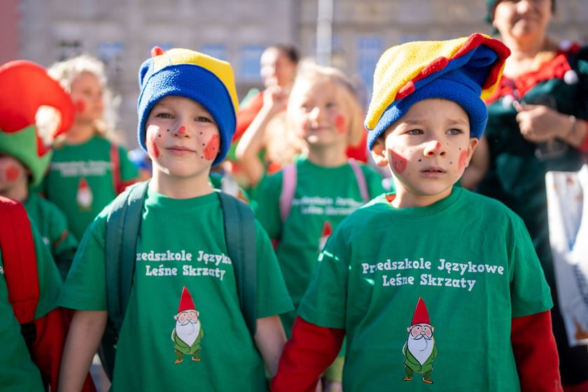 Parada na Wrocławskim Festiwalu Krasnoludków 2024