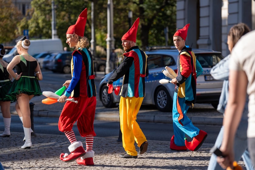Parada na Wrocławskim Festiwalu Krasnoludków 2024